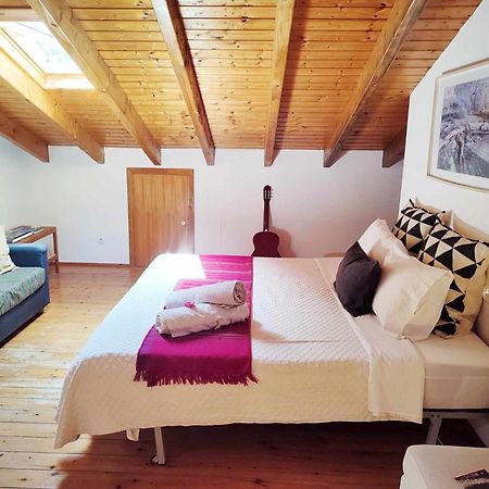 Homestay Attic Private Bedroom Aljezur Zewnętrze zdjęcie