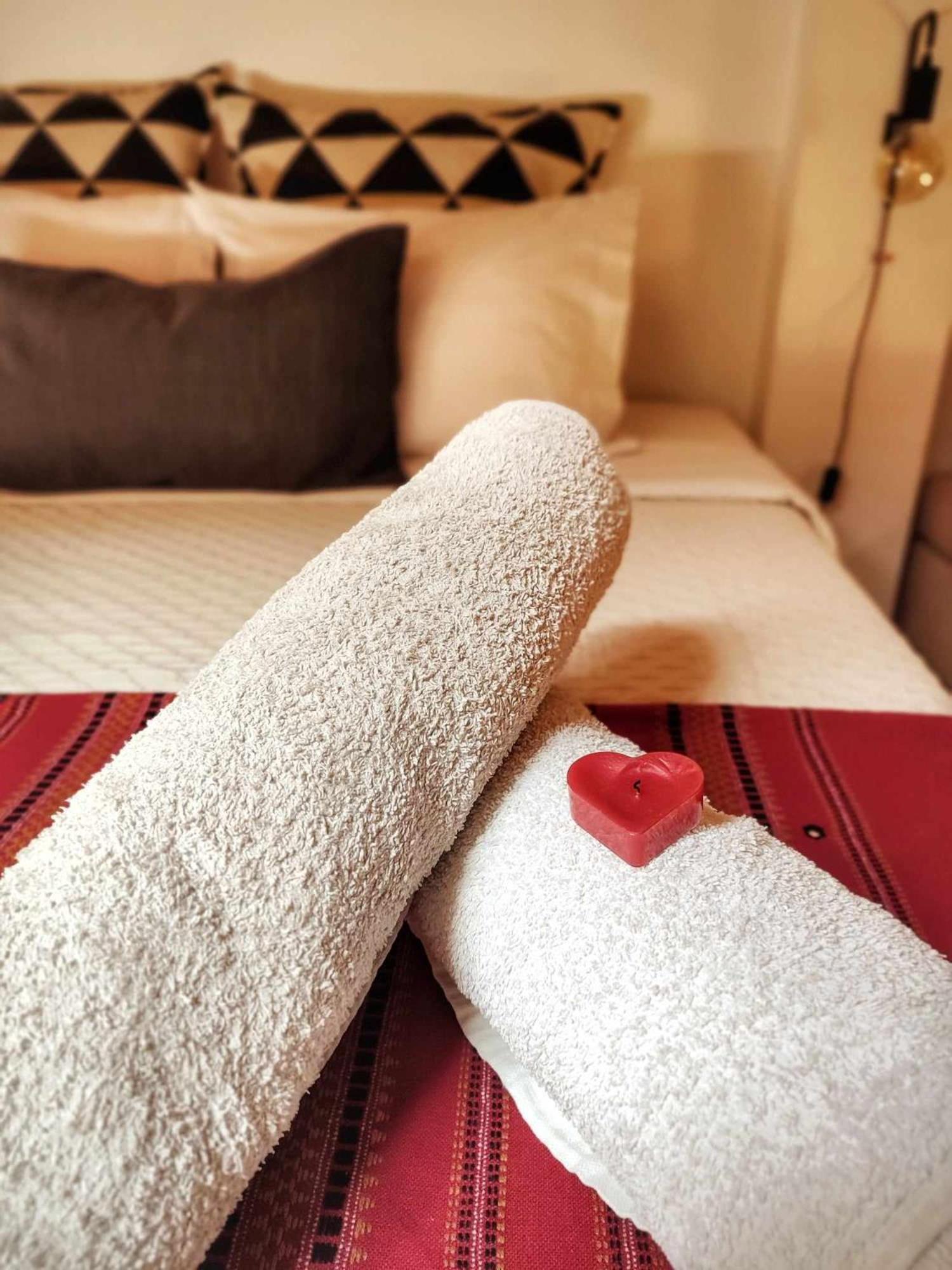 Homestay Attic Private Bedroom Aljezur Zewnętrze zdjęcie